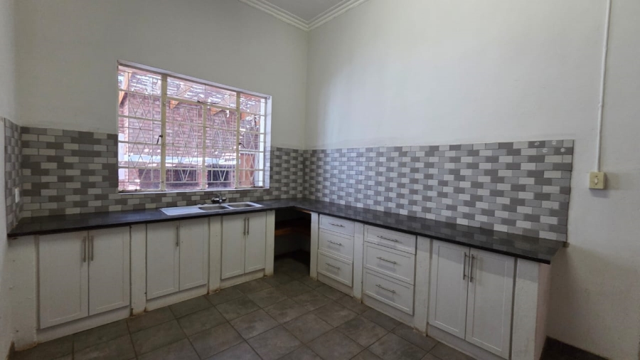 4 Bedroom Property for Sale in Tarkastad Eastern Cape